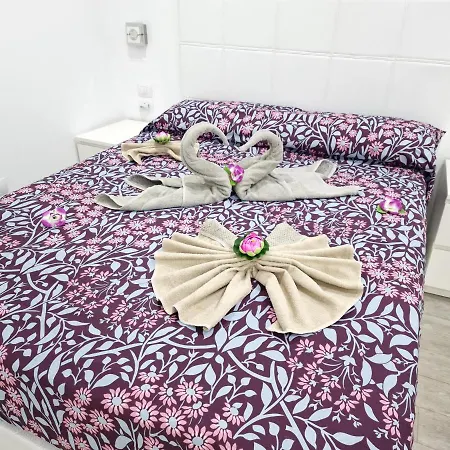 Luxury San Marino & Pool View Holiday home